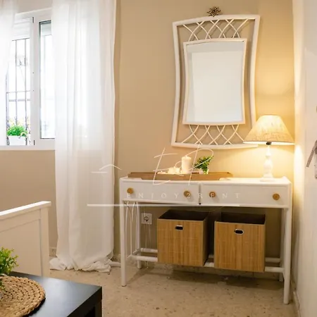 Enjoy2rent Apartamento El Faro Ii , 300m De La Playa Fuengirola