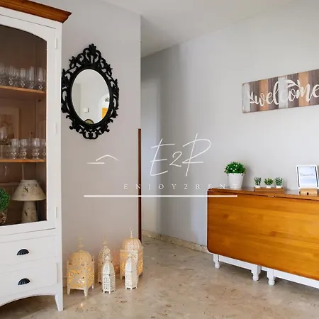 Apartment Enjoy2rent Apartamento El Faro Ii , 300m De La Playa